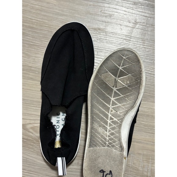 Vionic Malibu Black Slip On Canvas Shoes Women Size 7.5 - Picture 5 of 5